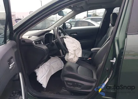 2024 Toyota Corolla Cross Xle z USA, uszkodzony, nr VIN 7MUDAAAG5RV074126